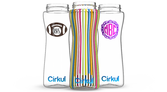 Custom 22oz. Plastic Bottle & Comfort Grip Lid UXS